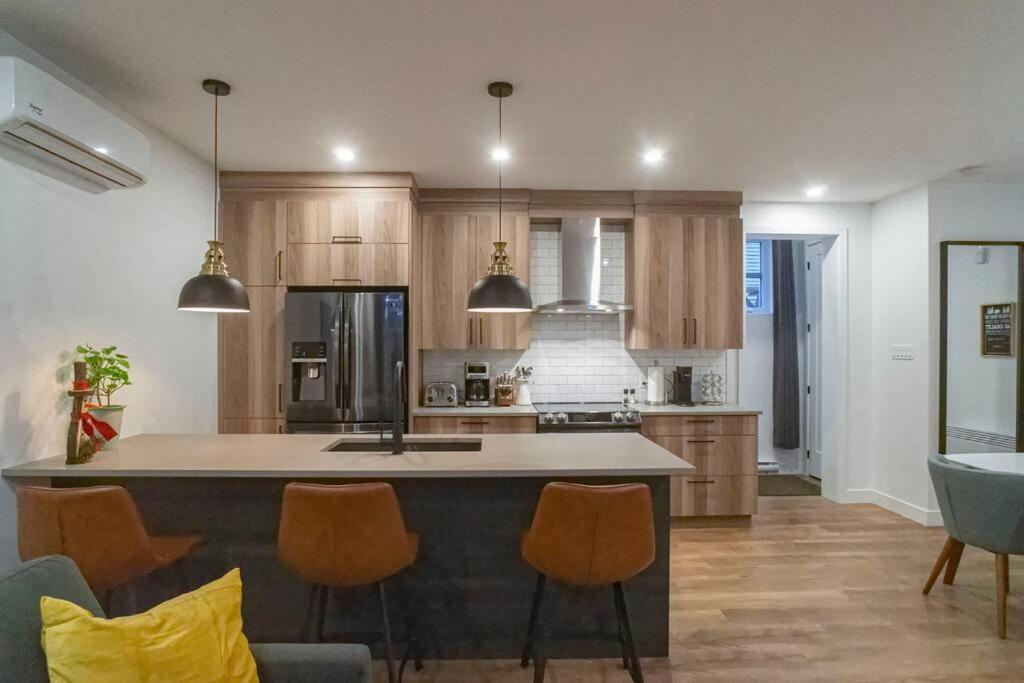 883 Suite 102 Bromont Vieux Village 2Cac , Foyer Exterior foto